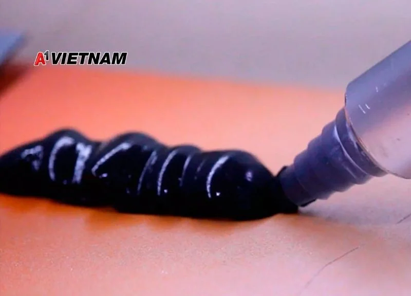 Keo silicon màu đen
