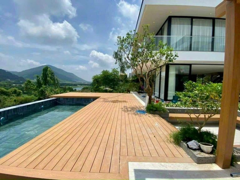 Gỗ nhựa (WPC) — vật liệu chống ẩm cho khu vực ngoài trời
