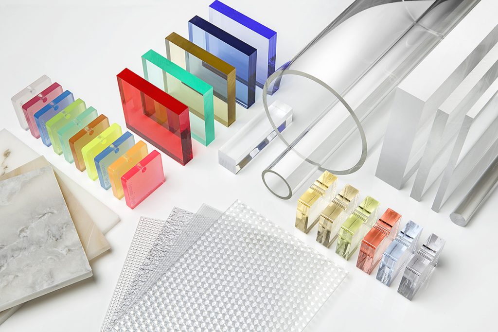 Mica và Acrylic trong trang trí: khác nhau thế nào?
